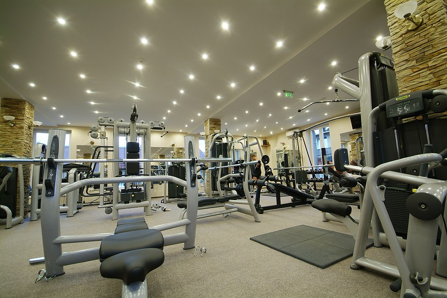 Robika Gym kondi terem